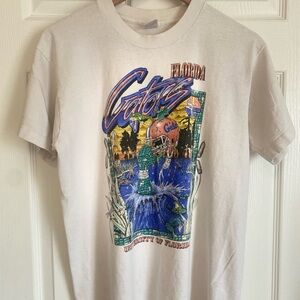 Graphic Tee with Unique Vintage Florida Gators Design